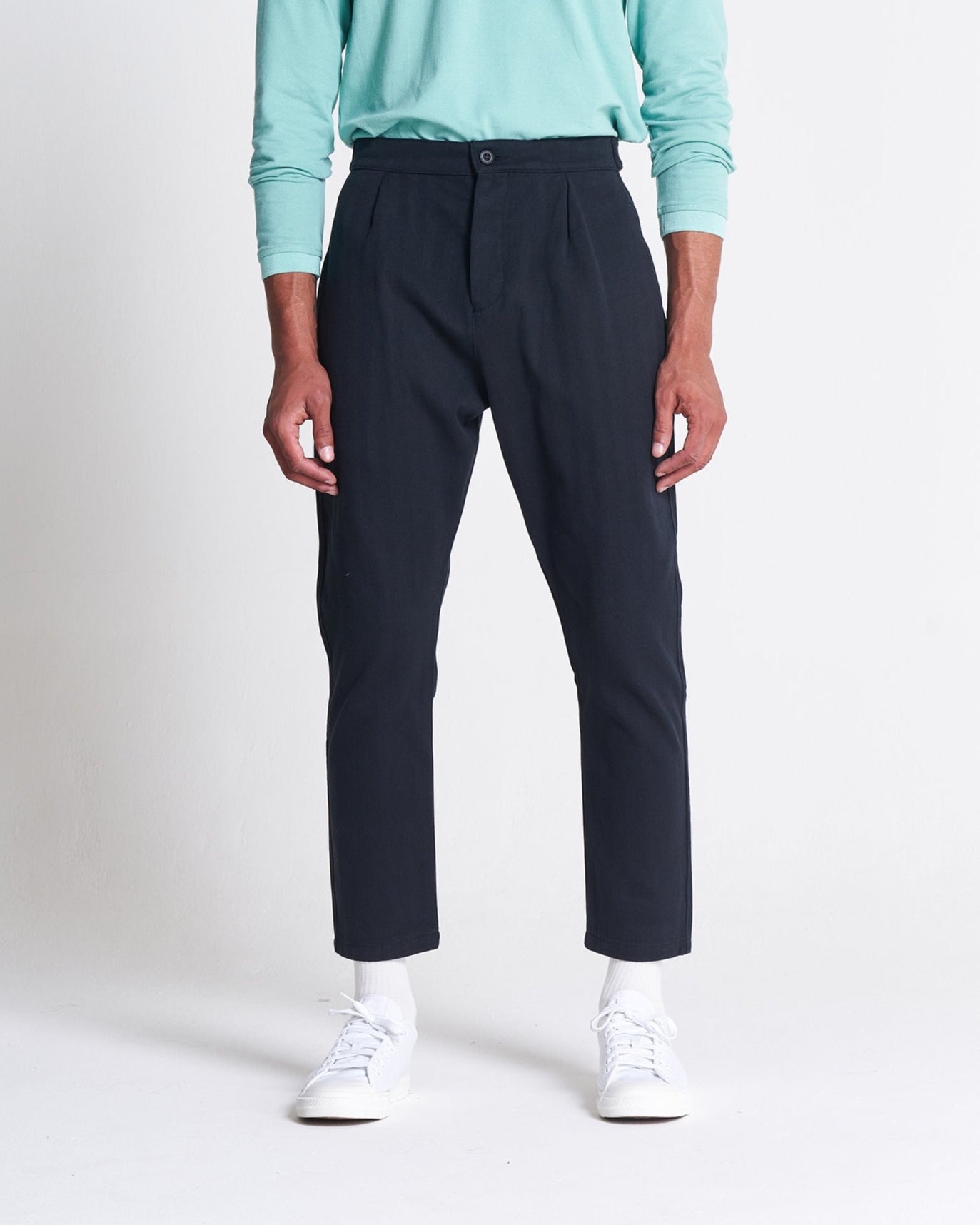 Cotton Weekend Trouser in Black Beauty