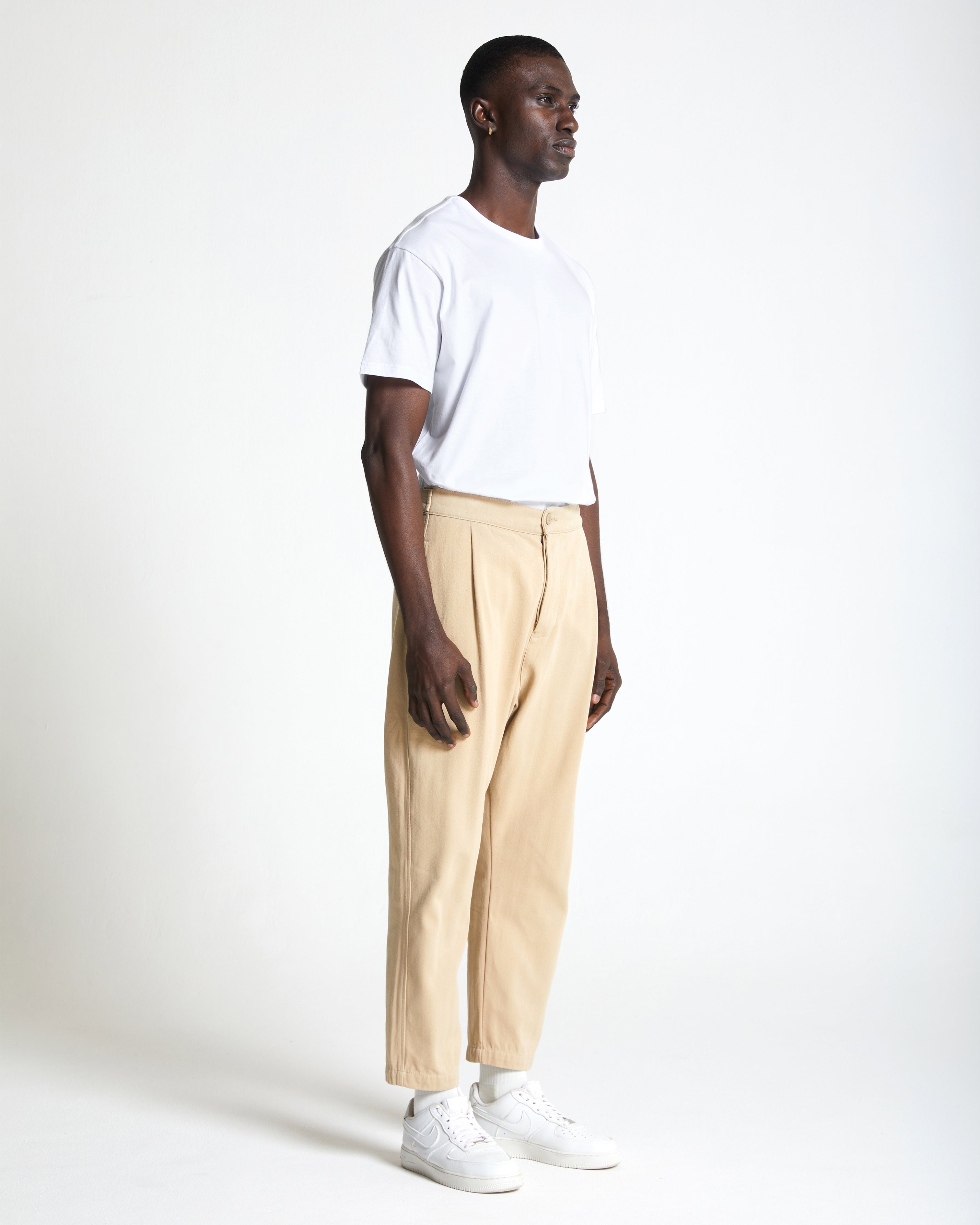 The Cotton Weekend Trouser in Incense