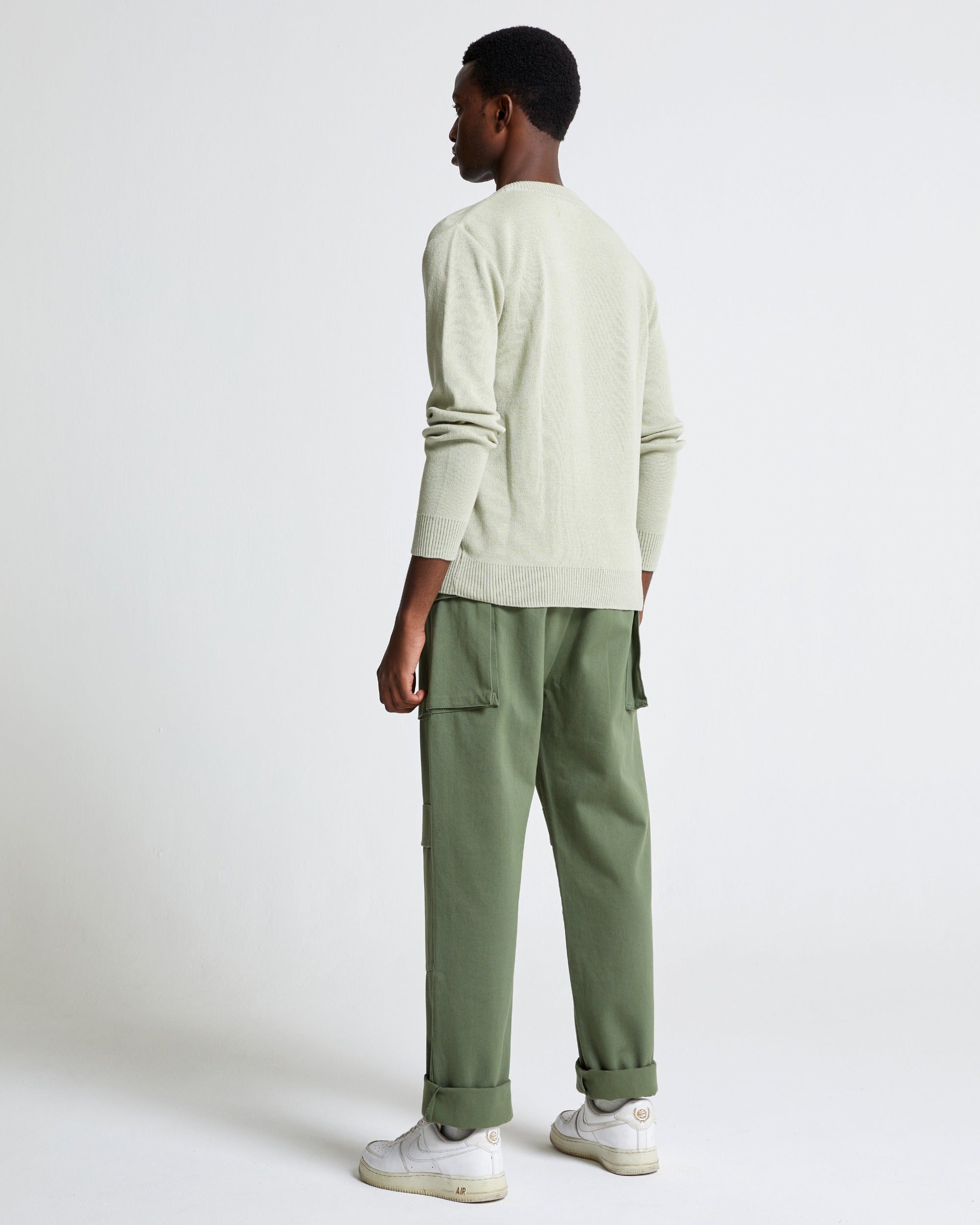 Round Neck Sweater in Cotton shade Pistachio