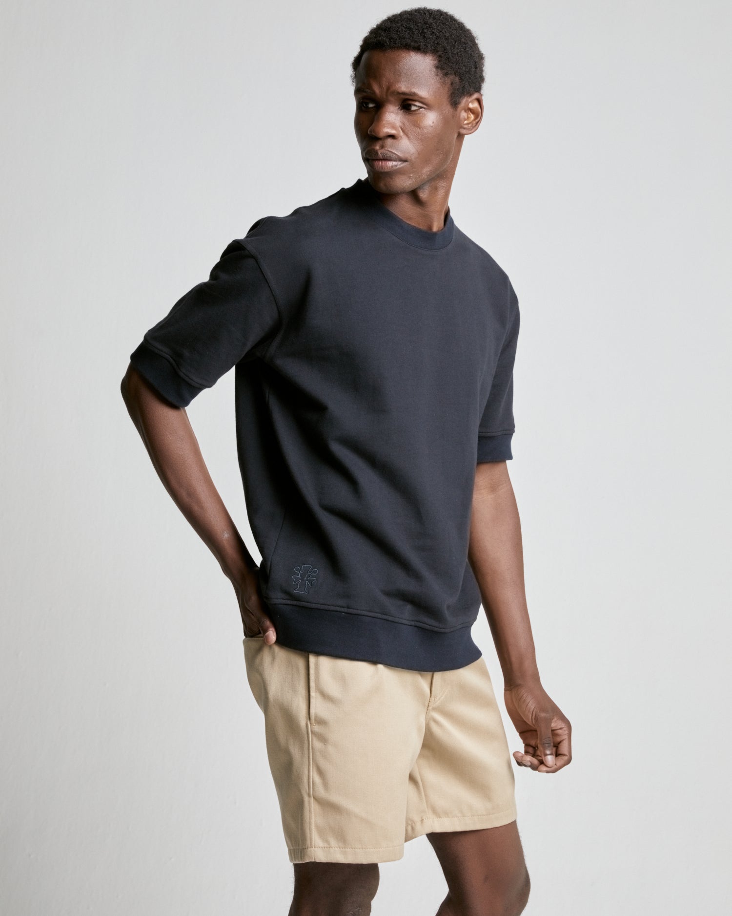 Sweatshirts & Hoodies