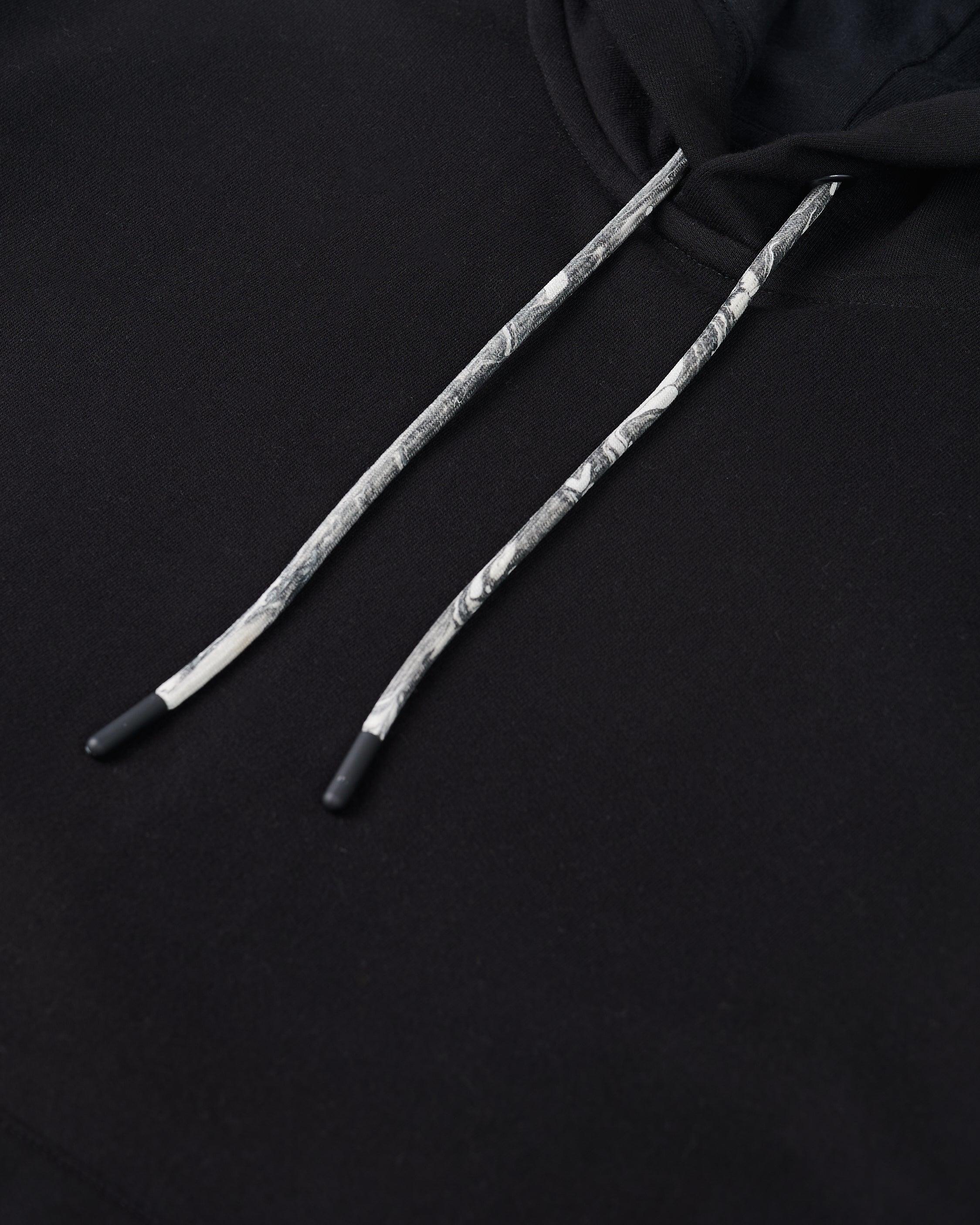 Field Hoodie in Cotton Black Beauty