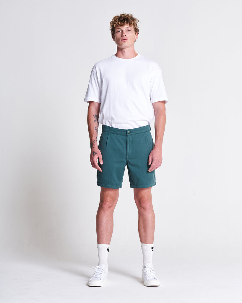 Relaxed Shorts in Cotton Silver Pine