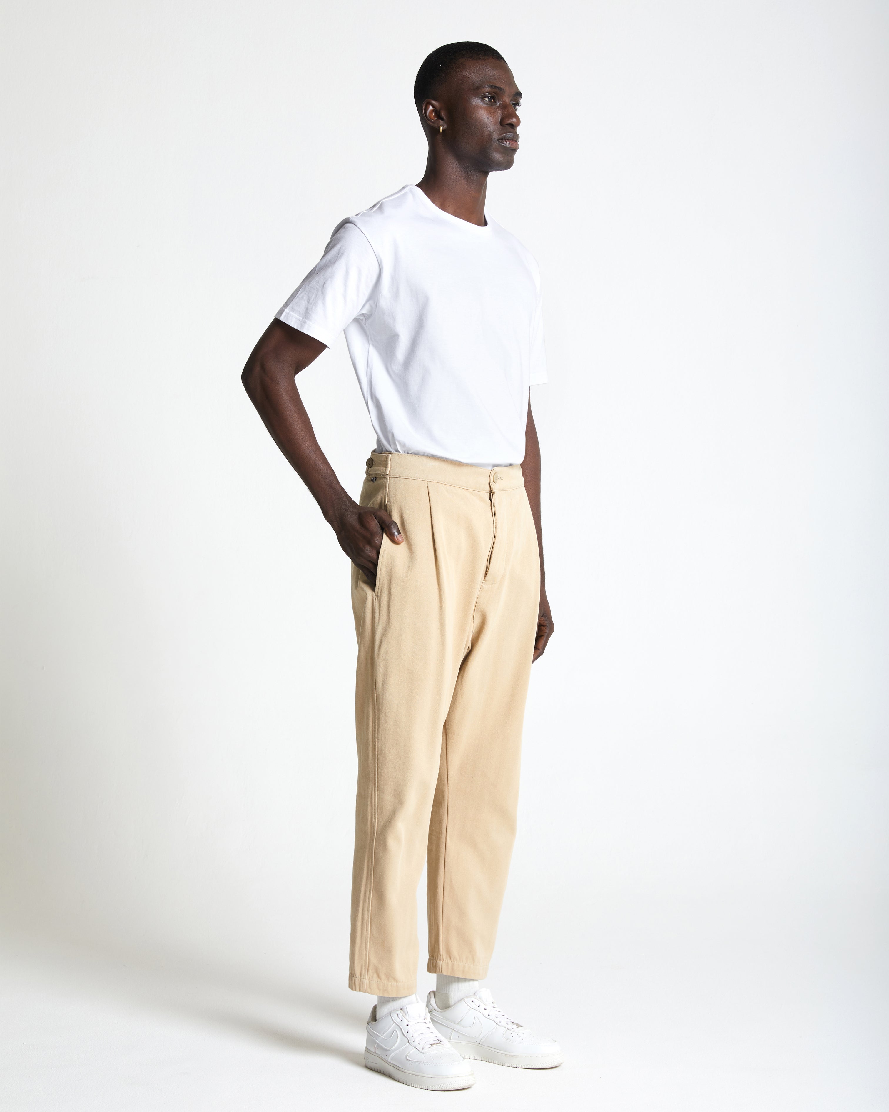 The Cotton Weekend Trouser in Incense